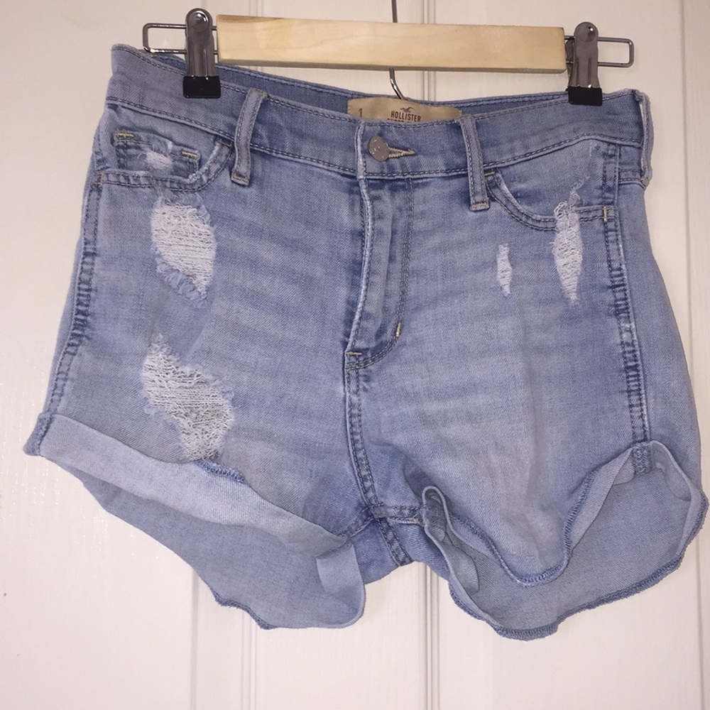 Hollister High Rise Short Shorts
